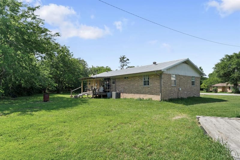 236 Circle Drive, Point TX 75472 - Photo 23