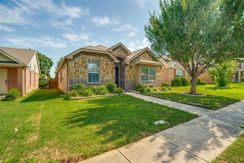 8835 Tucker Street, Cross Roads TX 76227 - Photo 3