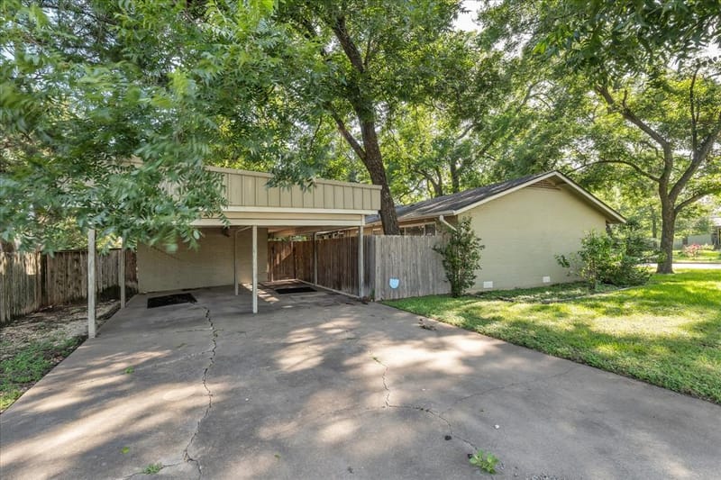 2500 N 42nd Street, Waco TX 76710 - Photo 31