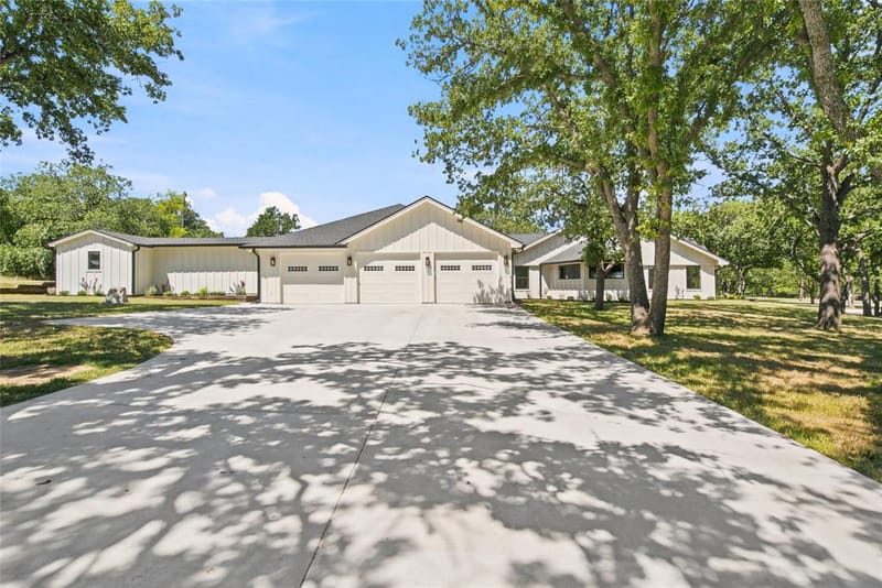 1459 Darren Drive, Stephenville TX 76401 - Photo 4
