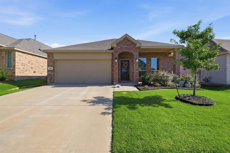 3012 Paruament Drive, Denton TX 76207 - Photo 2