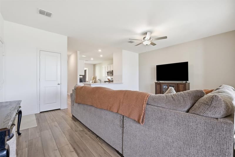 3012 Paruament Drive, Denton TX 76207 - Photo 4