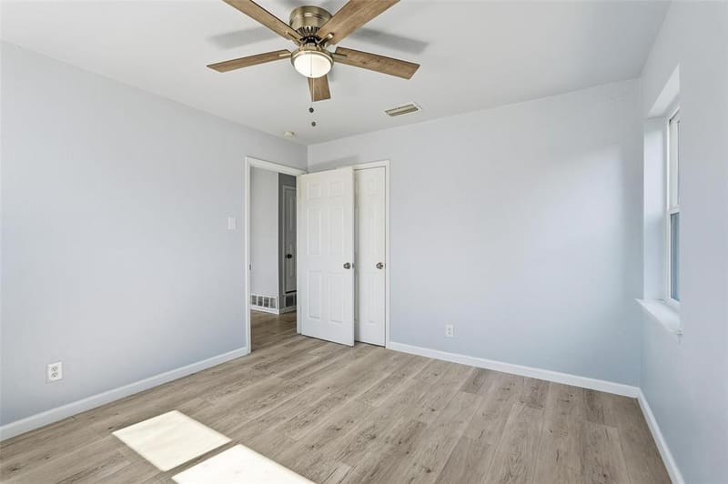 1813 Crockett Street, Garland TX 75042 - Photo 17