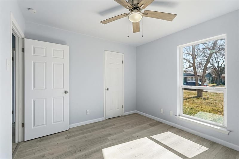 1813 Crockett Street, Garland TX 75042 - Photo 10