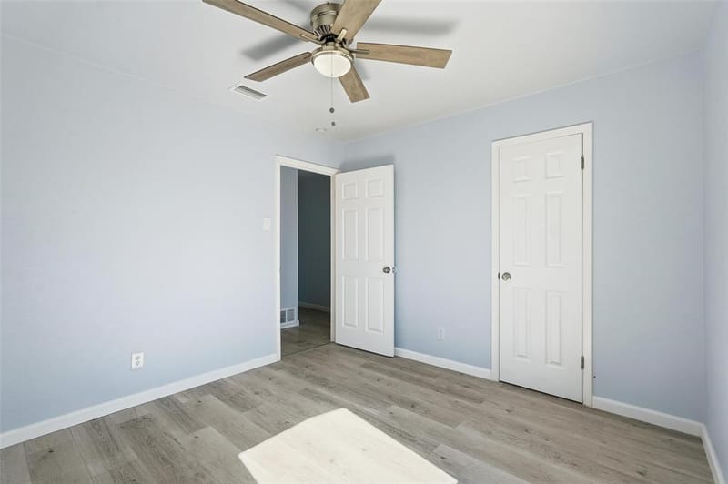 1813 Crockett Street, Garland TX 75042 - Photo 11