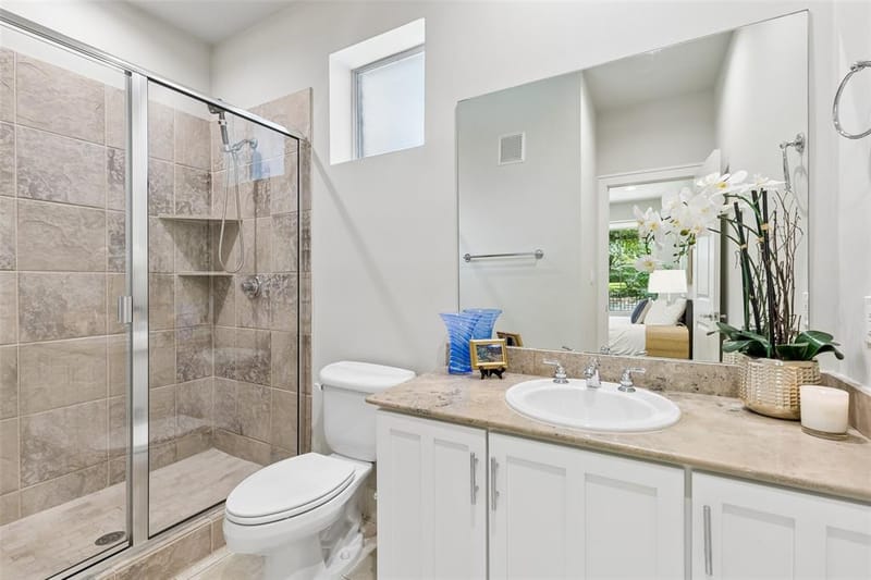 4241 Rawlins Street # 14, Dallas TX 75219 - Photo 16