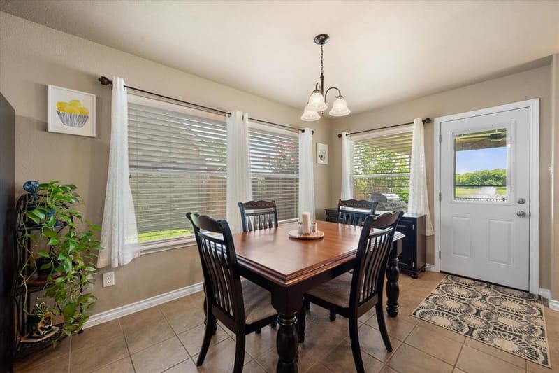 2739 Ferdinand, Grand Prairie TX 75054 - Photo 10
