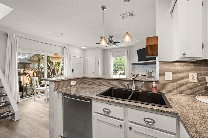 5740 Martel Avenue # A13, Dallas TX 75206 - Photo 9