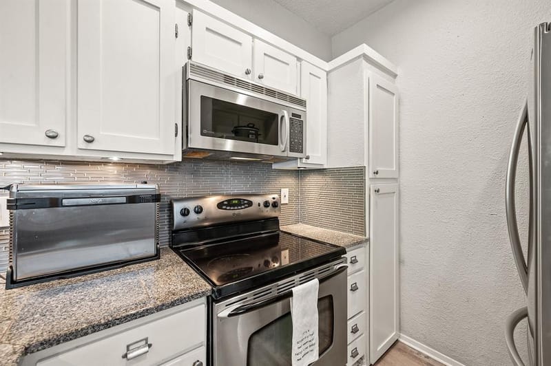 5740 Martel Avenue # A13, Dallas TX 75206 - Photo 8