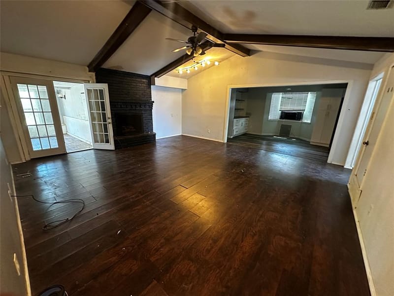 208 Connie Drive, DeSoto TX 75115 - Photo 2