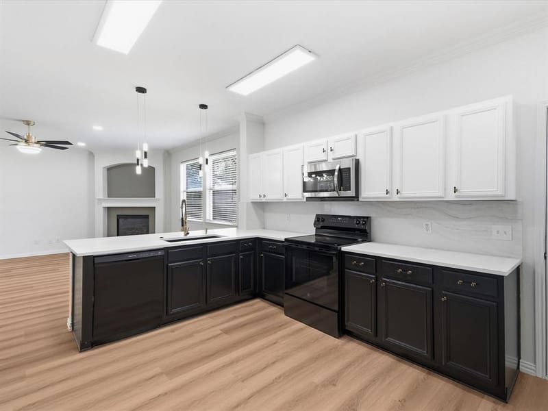 10701 Augusta Lane, Rowlett TX 75089 - Photo 7