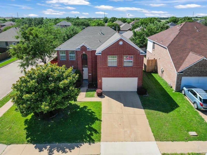 10701 Augusta Lane, Rowlett TX 75089 - Photo 3