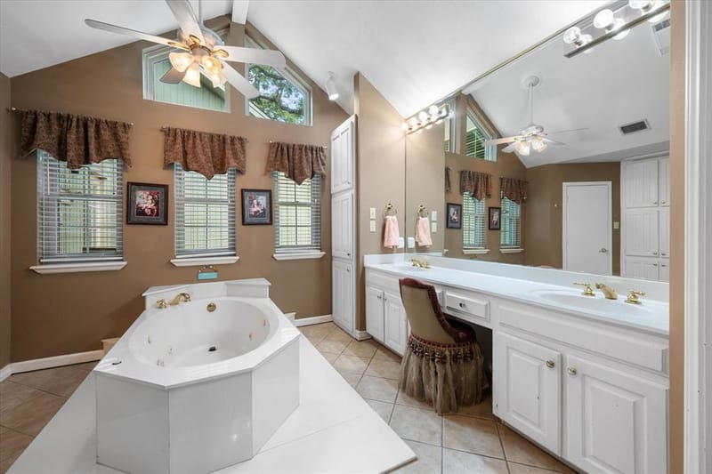 705 Kyle Drive, Arlington TX 76011 - Photo 24