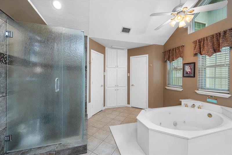 705 Kyle Drive, Arlington TX 76011 - Photo 25