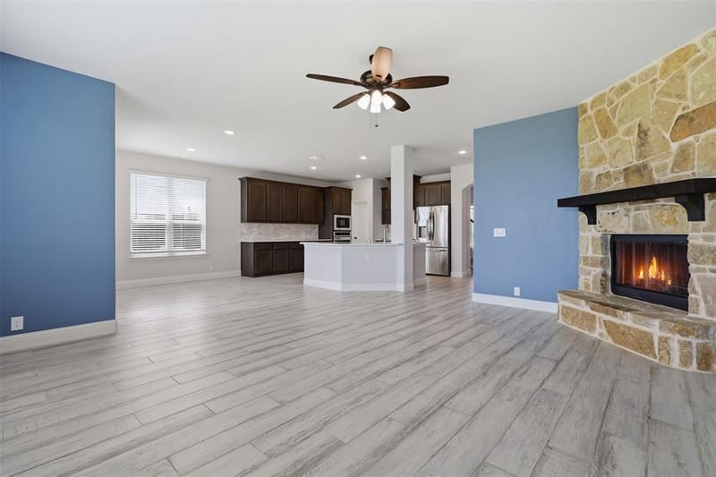 229 Prairie Dog Drive, Godley TX 76044 - Photo 13