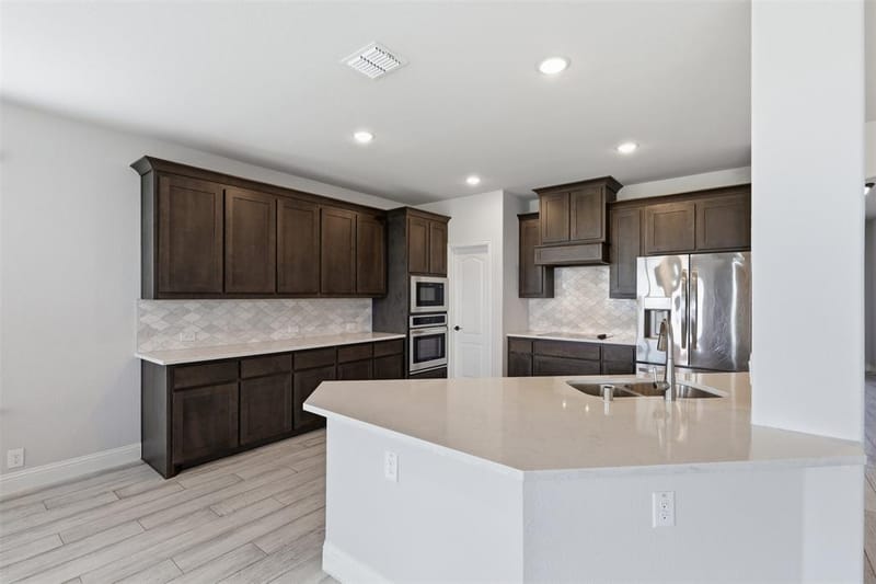 229 Prairie Dog Drive, Godley TX 76044 - Photo 8