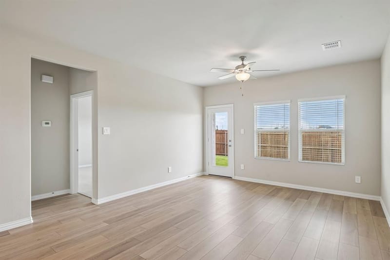 208 Winchester Hill Lane, Princeton TX 75071 - Photo 11
