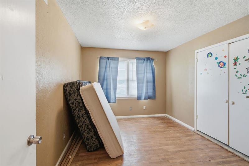 605 W 8th Street, Irving TX 75060 - Photo 17
