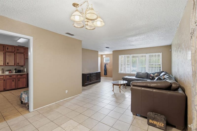 605 W 8th Street, Irving TX 75060 - Photo 24