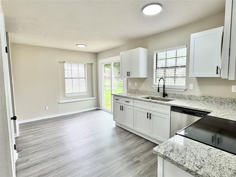 3913 Wrenwood Drive, Fort Worth TX 76137 - Photo 7