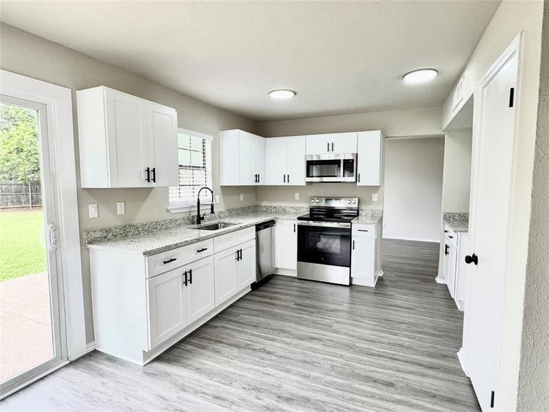 3913 Wrenwood Drive, Fort Worth TX 76137 - Photo 8