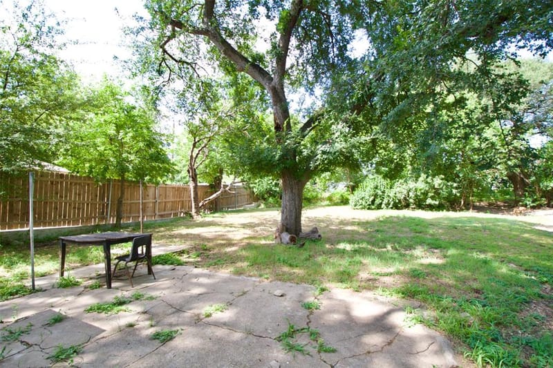 1610 N 10th Street, Waco TX 76707 - Photo 16