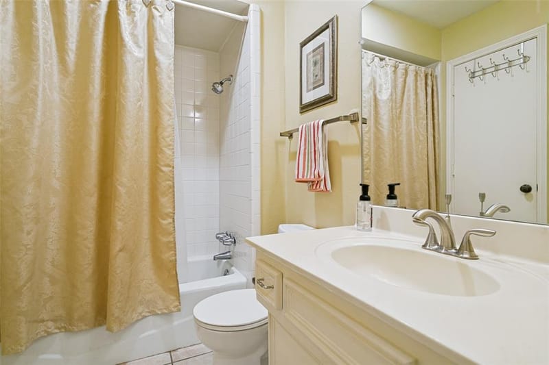 2731 Wagonwheel Drive, Carrollton TX 75006 - Photo 20