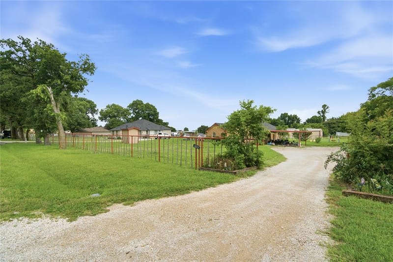 3039 Sunrise Trail, Weatherford TX 76088 - Photo 5