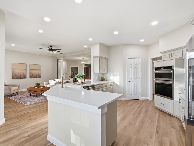 902 W Pioneer Circle, Argyle TX 76226 - Photo 7