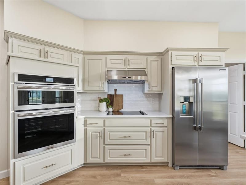 902 W Pioneer Circle, Argyle TX 76226 - Photo 9