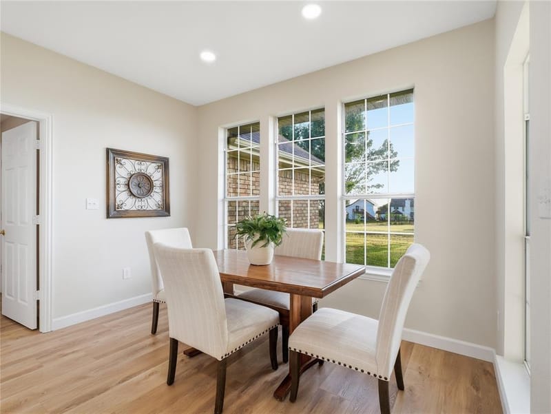 902 W Pioneer Circle, Argyle TX 76226 - Photo 10