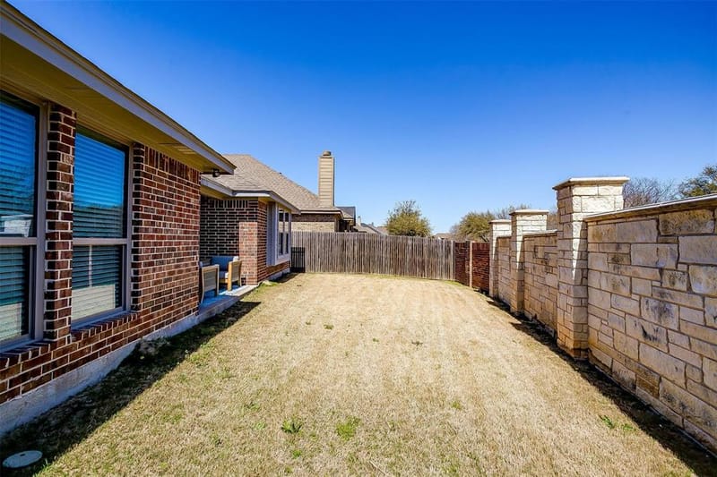6829 Canyon Rock, Benbrook TX 76126 - Photo 32