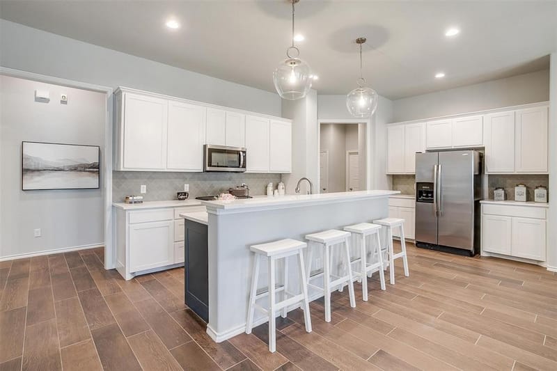 6829 Canyon Rock, Benbrook TX 76126 - Photo 10