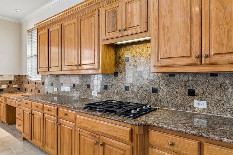 3809 Brookfield Drive, Plano TX 75025 - Photo 7