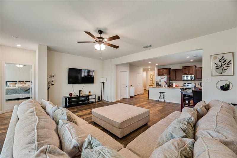 2505 Lavender Lane, Glenn Heights TX 75154 - Photo 7