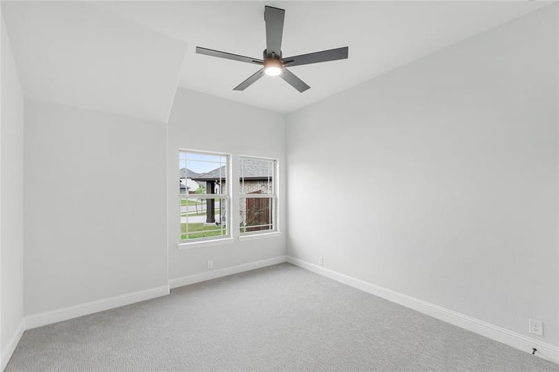1044 Quincy Drive, Red Oak TX 75154 - Photo 5
