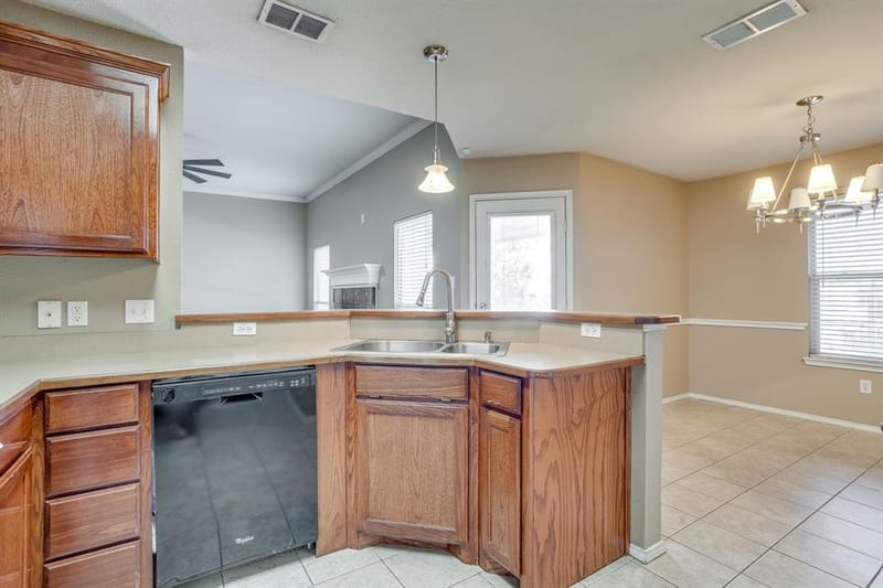 1032 Kingfish Drive, Burleson TX 76028 - Photo 13