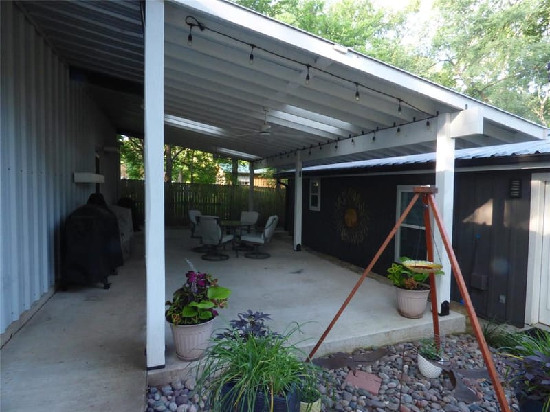 80 Louisiana Avenue, Pottsboro TX 75076 - Photo 2
