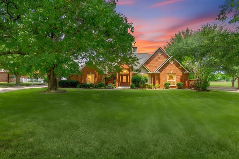 15820 Big Horn Trail, Frisco TX 75035 - Photo 2