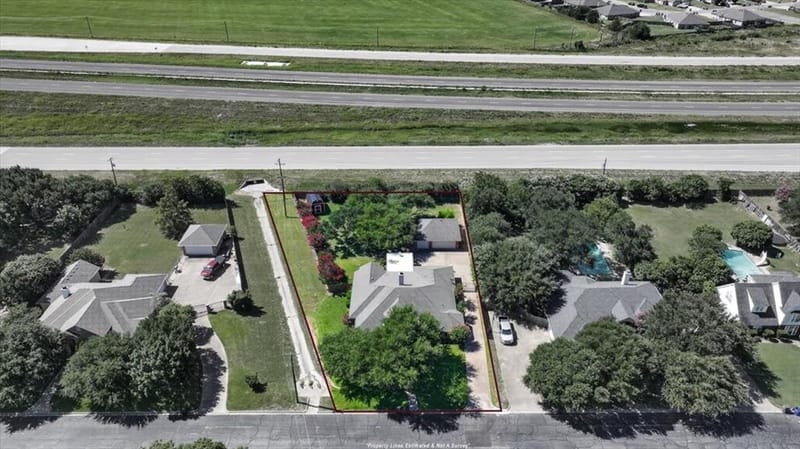 812 Country Lane Drive, Waco TX 76657 - Photo 37