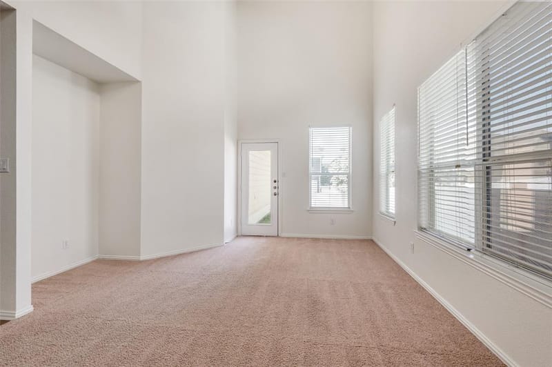 10256 Franklin Drive, Providence Village TX 76227 - Photo 7
