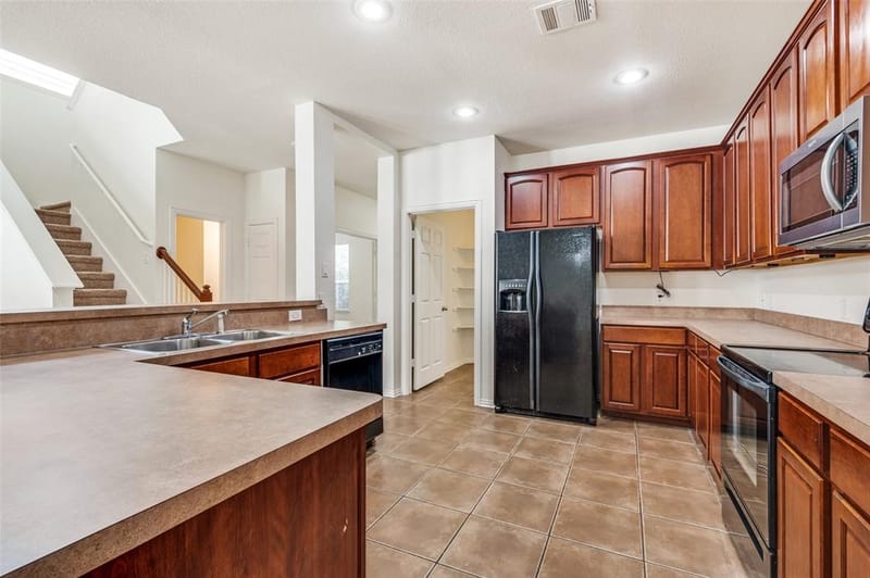10256 Franklin Drive, Providence Village TX 76227 - Photo 10