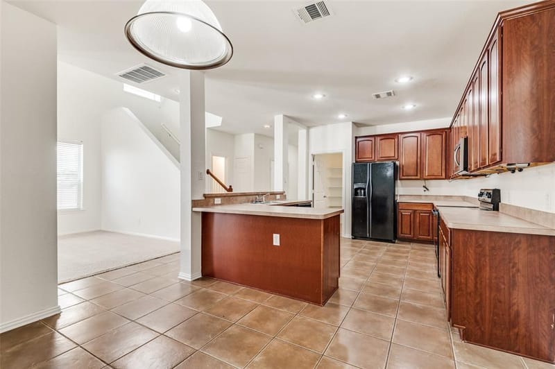 10256 Franklin Drive, Providence Village TX 76227 - Photo 11