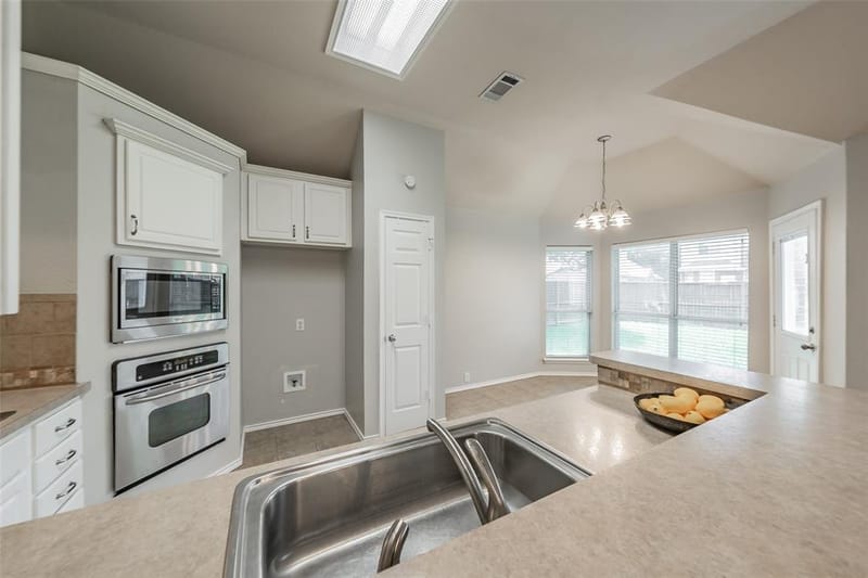2900 Dunbar Drive, McKinney TX 75072 - Photo 10