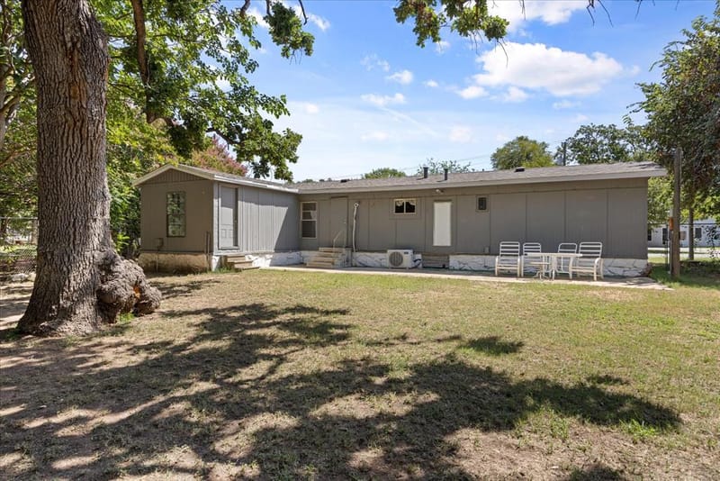 3702 Hartwood Drive, Granbury TX 76049 - Photo 22