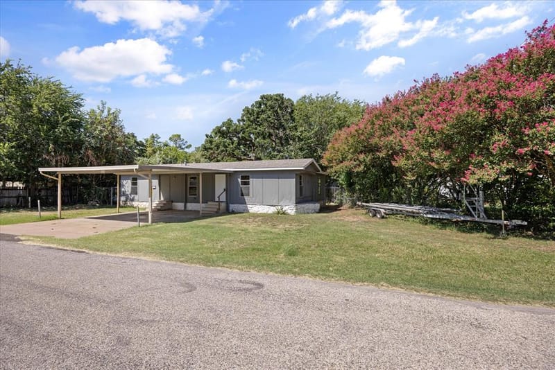 3702 Hartwood Drive, Granbury TX 76049 - Photo 36