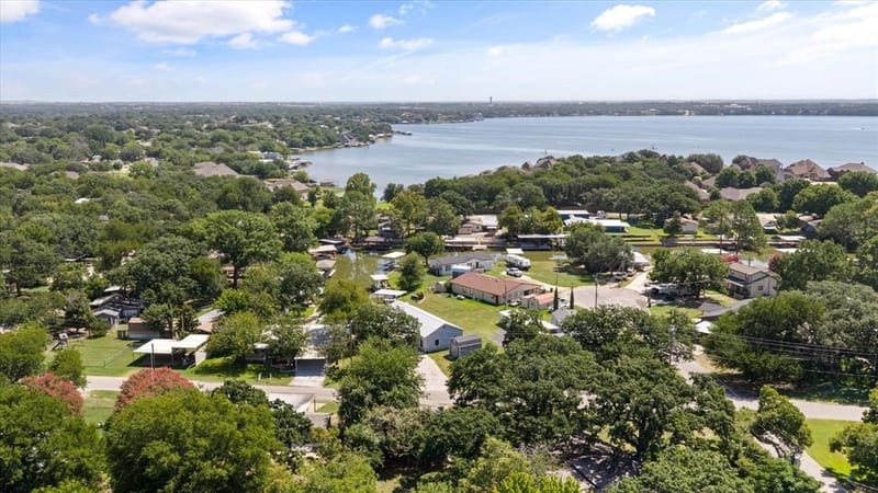 3702 Hartwood Drive, Granbury TX 76049 - Photo 33