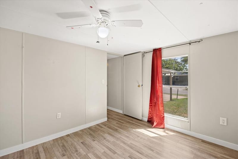 3702 Hartwood Drive, Granbury TX 76049 - Photo 15