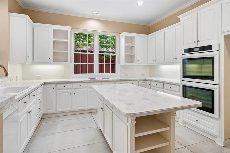 8141 Rosemont Drive, Plano TX 75025 - Photo 13