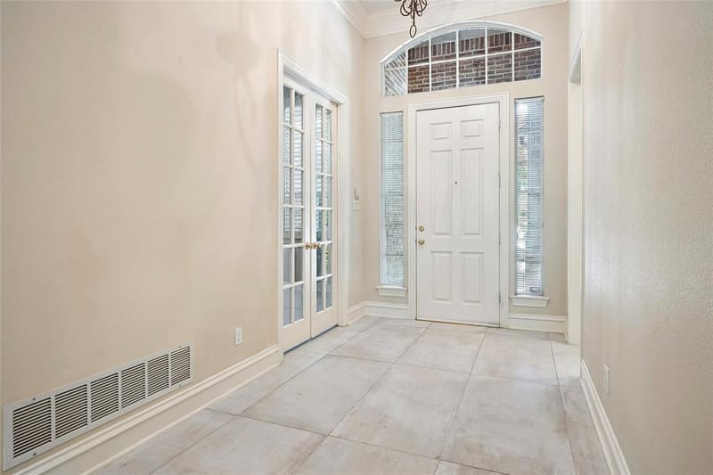 8141 Rosemont Drive, Plano TX 75025 - Photo 10